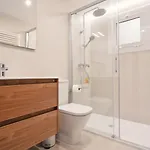 Seahomes Vacations - Amazing Seafront & Pkg Appartamento