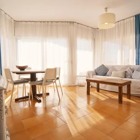 Διαμέρισμα Seahomes Vacations - Amazing Seafront & Pkg Blanes