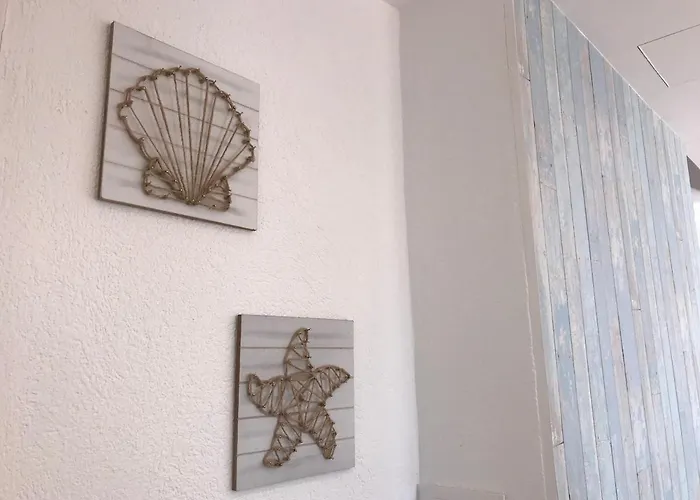 Διαμέρισμα Seahomes Vacations - Amazing Seafront & Pkg *